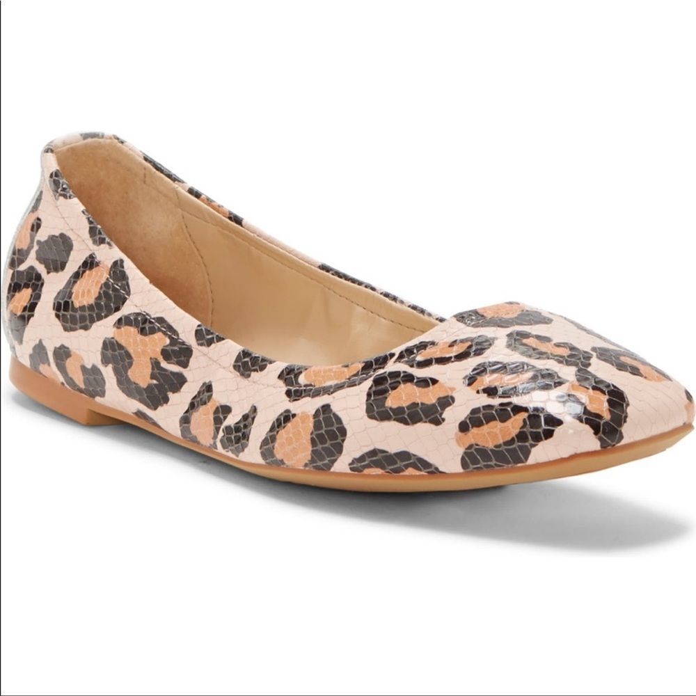 Vince Camuto Ballet Flats Size 5.5 Business Casual Shoes